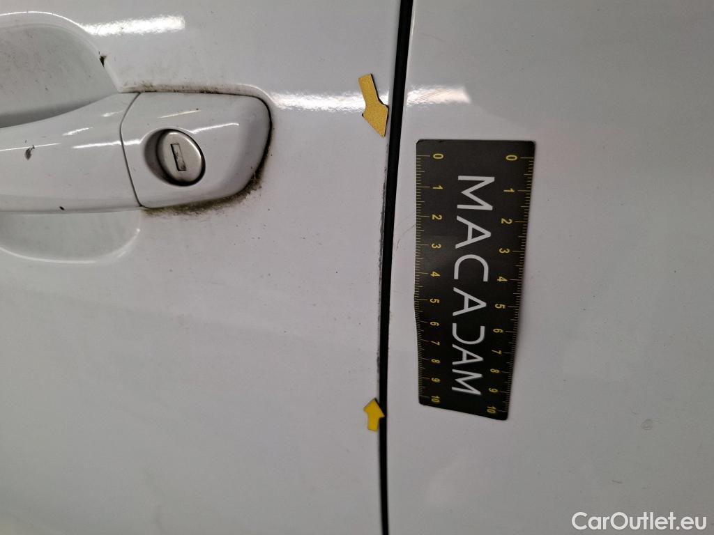  Peugeot  2008  Allure Pack 1.2 PureTech 130CV BVM6 E6d #14
