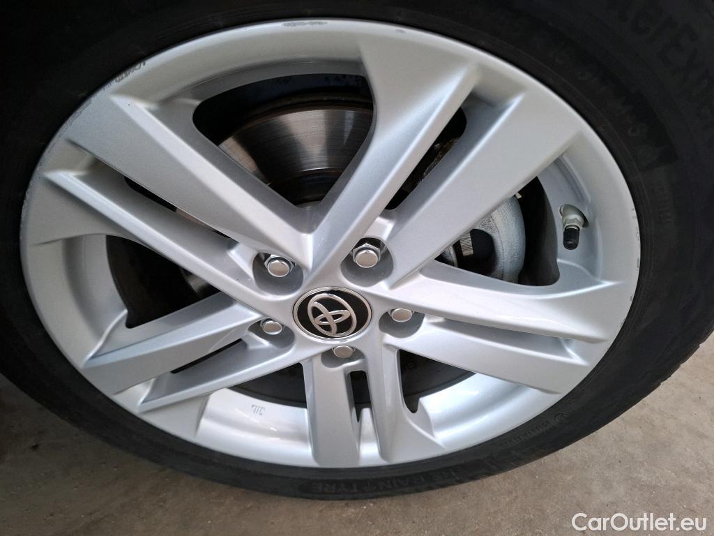  Toyota  Corolla TOYOTA  / 2018 / 5P / Berline Hybride 122h Dynamic Business Supp Lomb #45