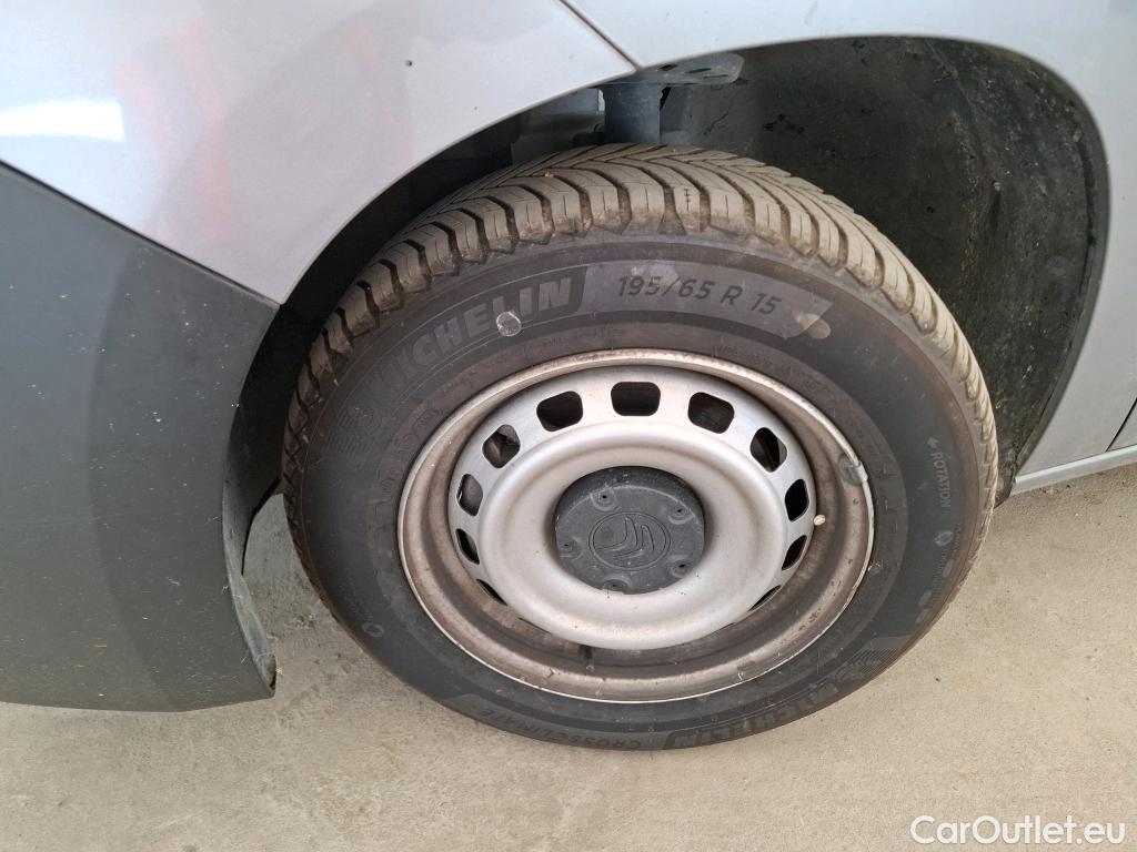  Citroen  Berlingo  Fourgon Club M 650 1.2 PureTech 110CV BVM6 E6d #12