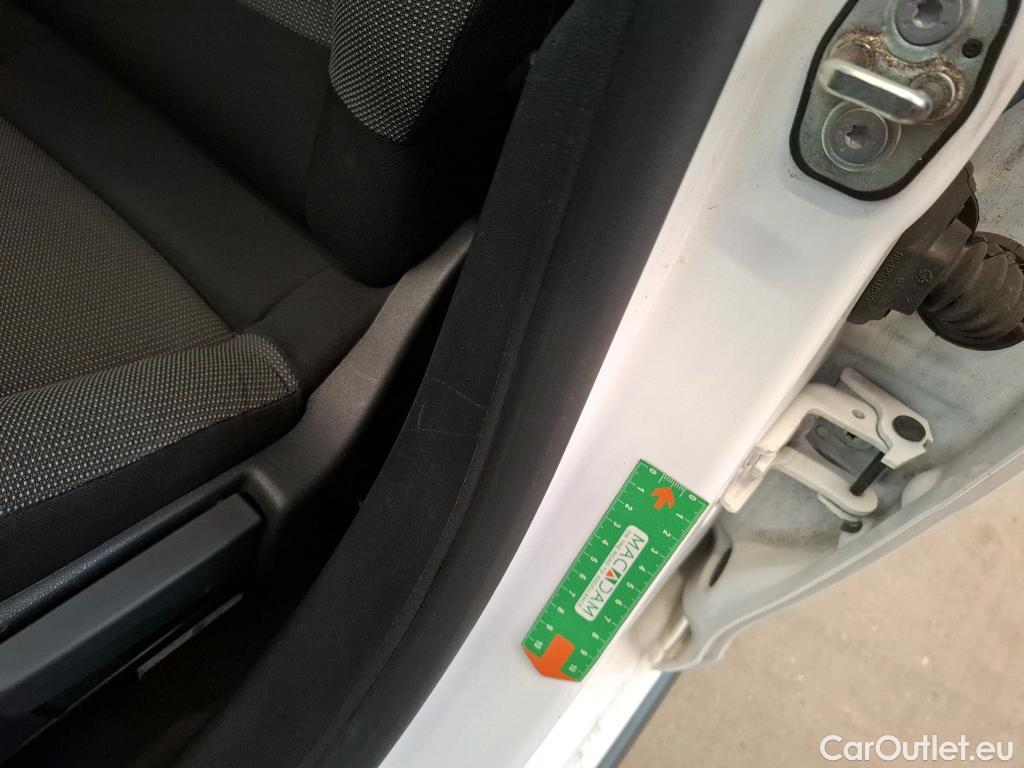  Citroen  C3  Société Feel 1.5 BlueHDI 100CV BVM6 E6dT #3