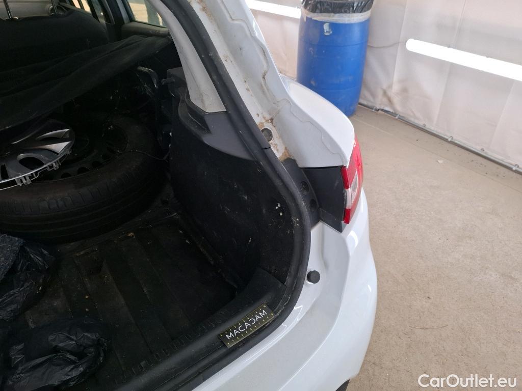  Renault  Clio  IV Air MediaNav 1.5 dCi 75CV BVM5 E6 #29