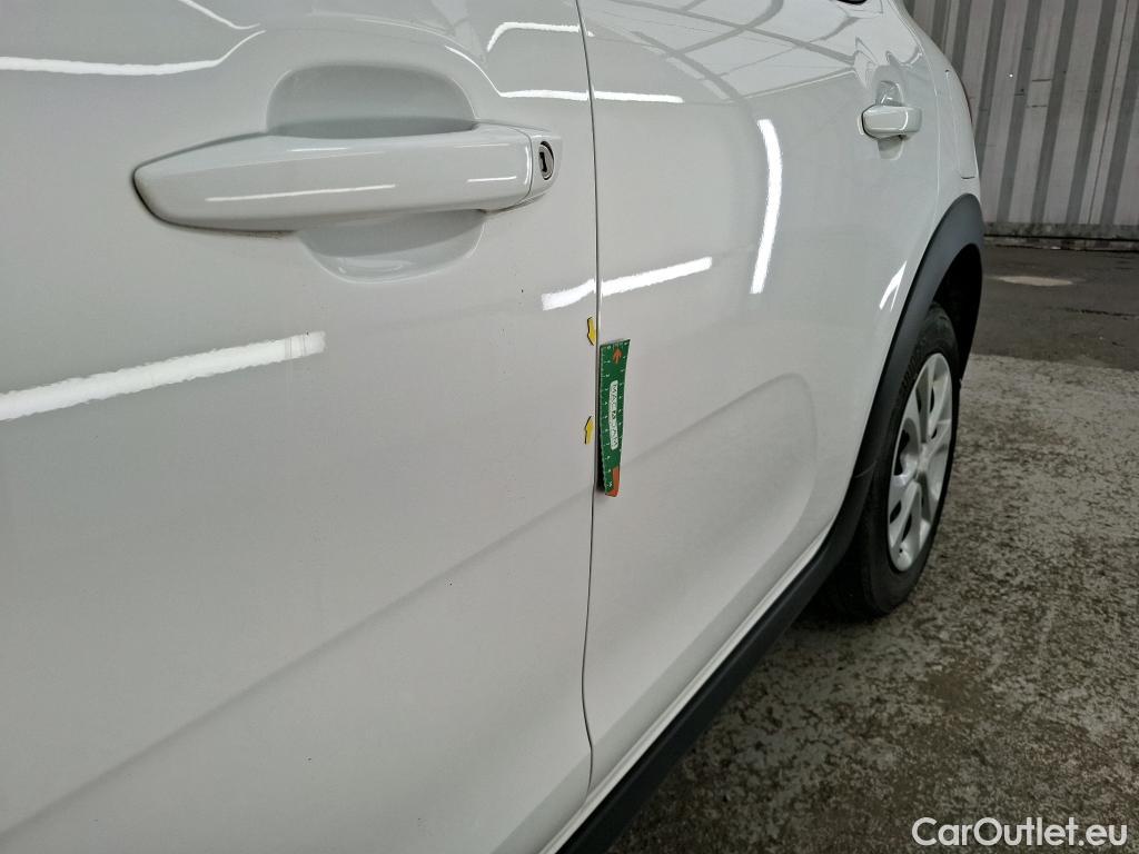  Citroen  C3  Feel Business 1.5 BlueHDI 100CV BVM5 E6dT #1