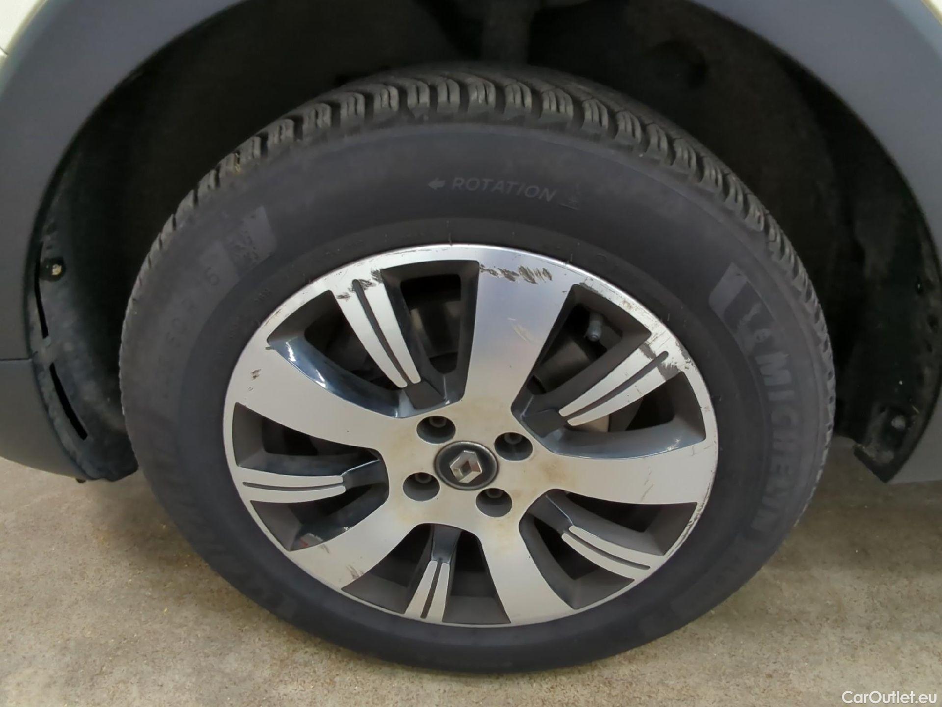  Renault  Captur  5p Crossover Business dCi 90 / TRANSFO VP/VF #3