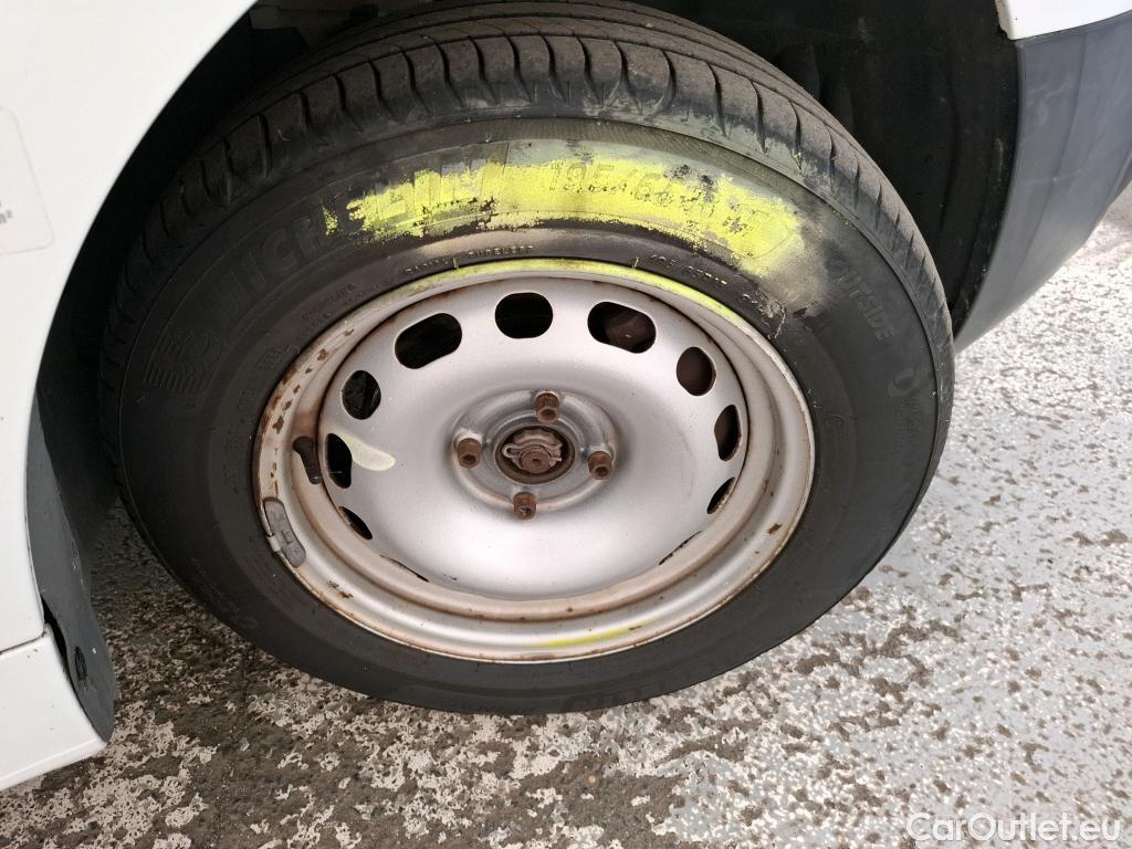  Citroen  Berlingo  Fourgon Confort L1 (Court) 1.6 100CV BVM5 E6 #45