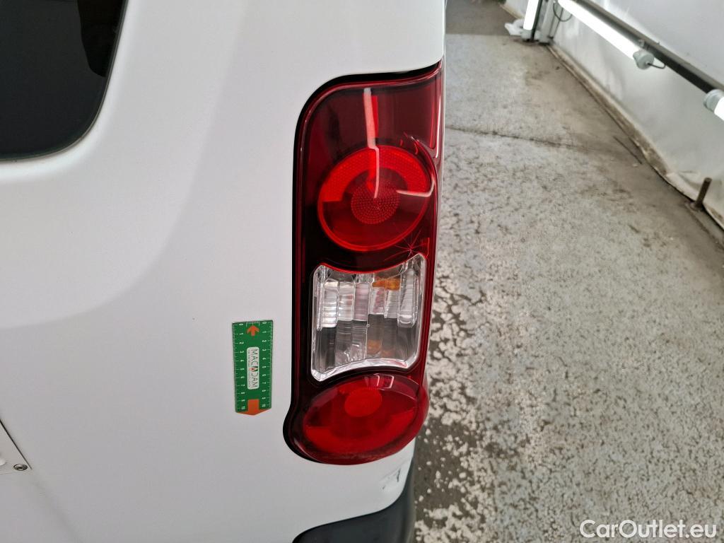  Citroen  Berlingo  Fourgon Confort L1 (Court) 1.6 100CV BVM5 E6 #22