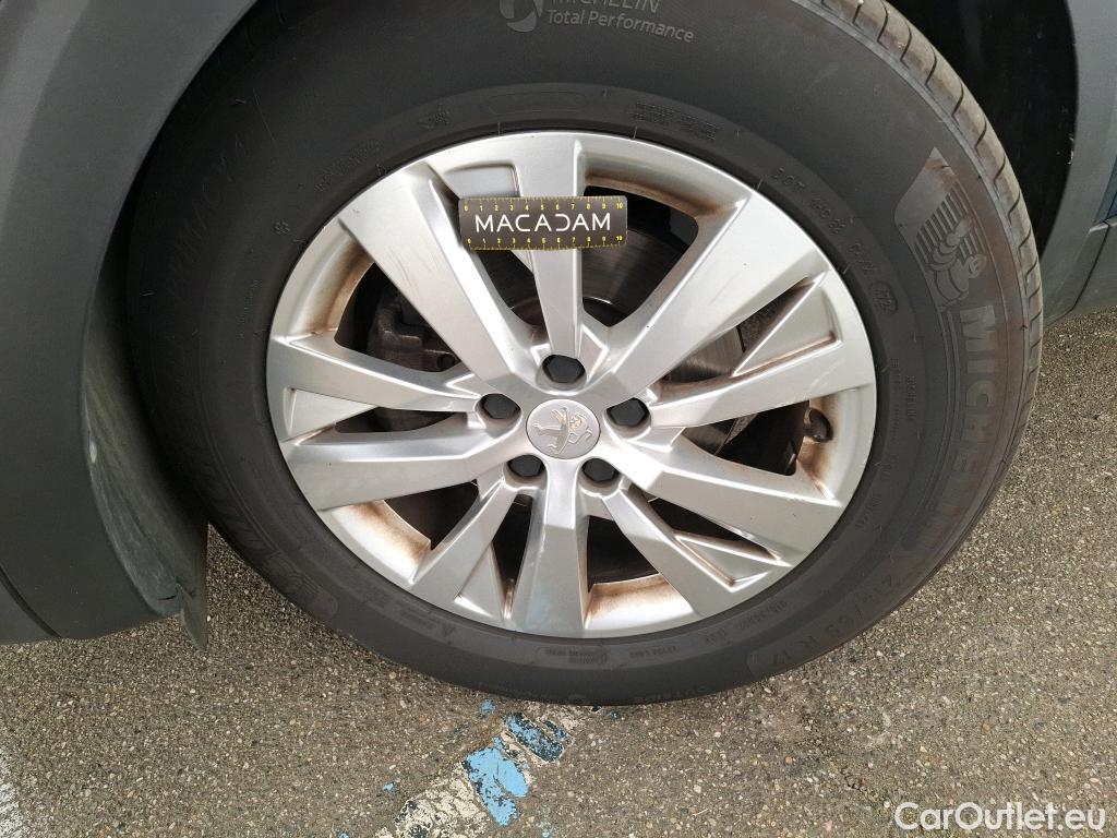  Peugeot  3008  Active Business 1.5 HDi 130CV BVA8 E6d #1