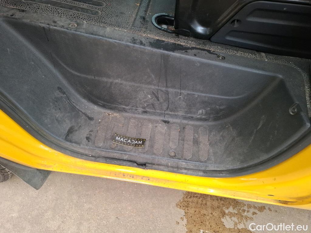  Renault  Master RENAULT  / 2019 / 4P / Fourgon tôlé FG Z.E.Tr CF F3100 L2H2 R75 AI - 19 #11