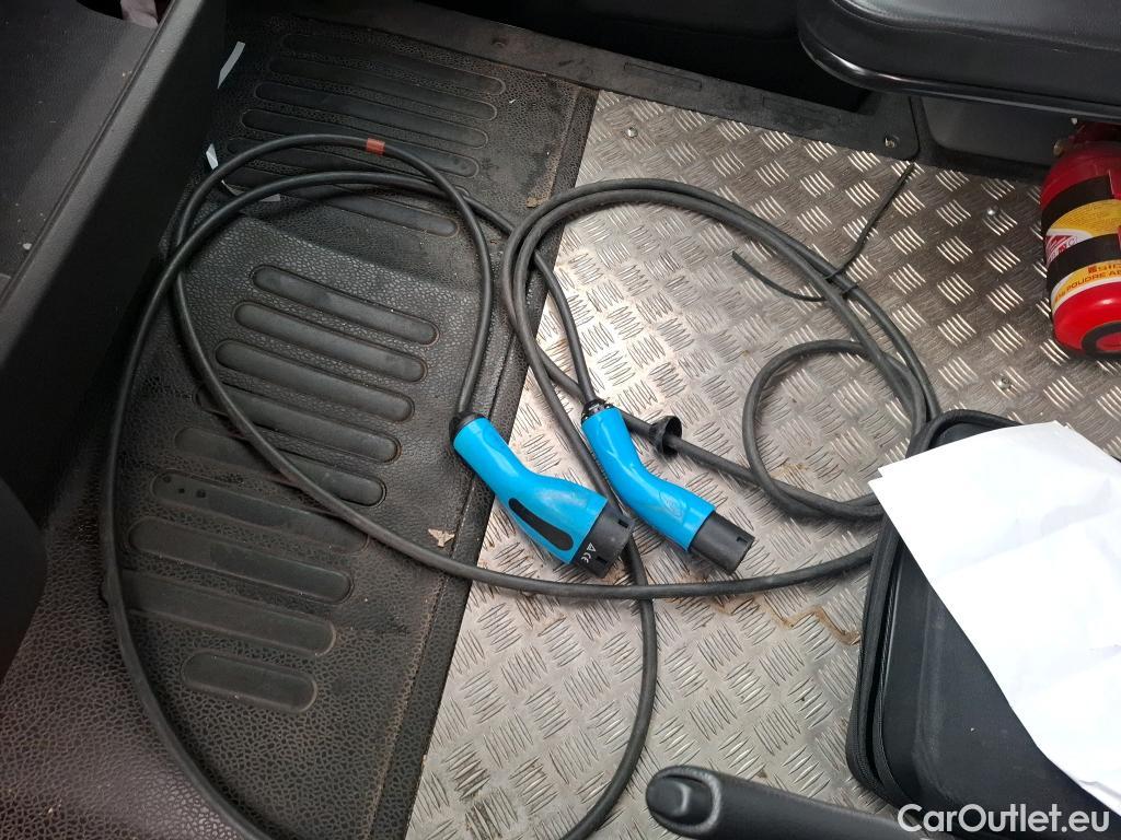 Renault  Master RENAULT  / 2019 / 4P / Fourgon tôlé FG Z.E.Tr CF F3100 L2H2 R75 AI - 19 #10