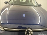  Volkswagen  Golf  Volkswagen VIII 1.0 eTSI 81kW Life DSG 5d #32