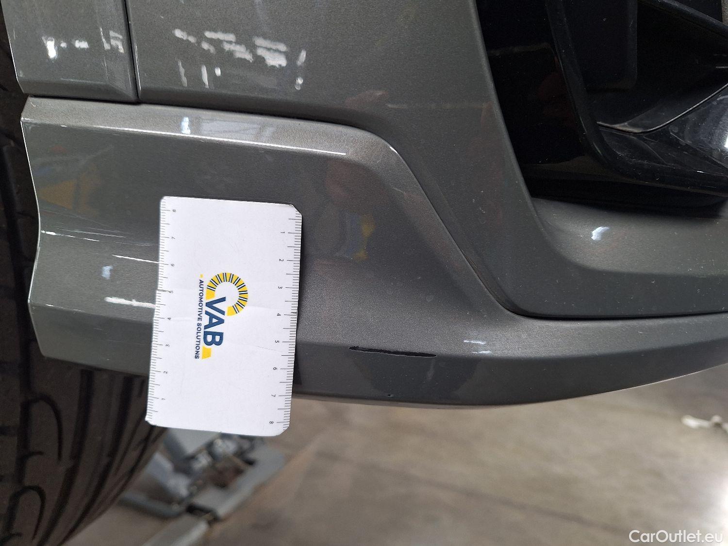  Audi  Q3 Audi,  '18, Audi  35 TDI S tronic S line Business Edition 5d #1