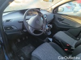  Lancia  Ypsilon 1.0 FireFly 70cv Hybrid Silver #5