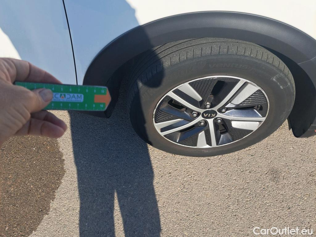  KIA  Niro  Drive 1.6 105CV AT6 E6d #17