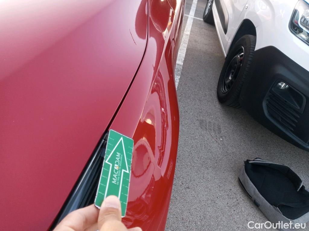  KIA  XCeed KIA  / 2019 / 5P / todoterreno 1.6 GDi PHEV 104kW (141CV) eDrive #18
