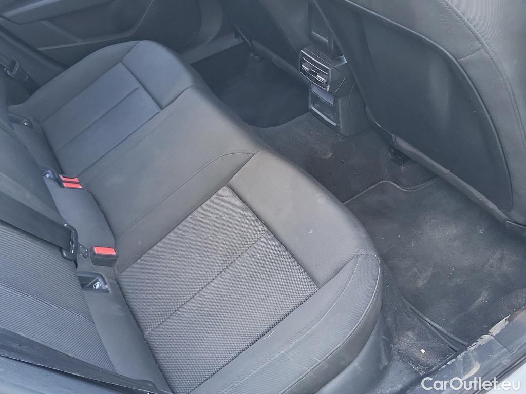  Audi  A3 AUDI  / 2020 / 5P / berlina con portón Sportback Advanced 30 TFSI 81kW Stron MildHybrid #8