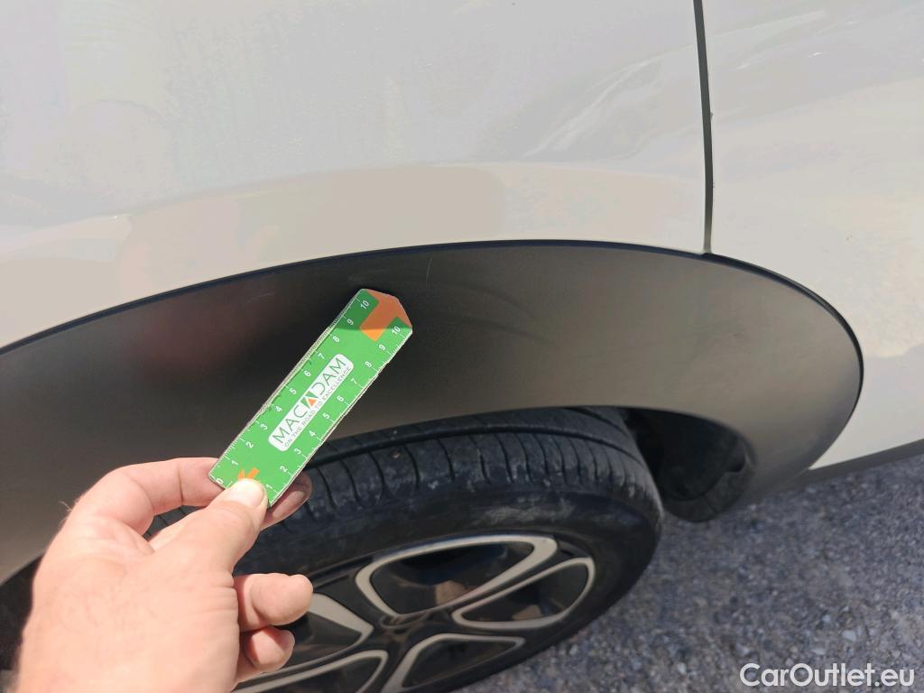  Citroen  C4 Cactus  Feel 1.5 BlueHDi 100CV MT6 E6dT #23