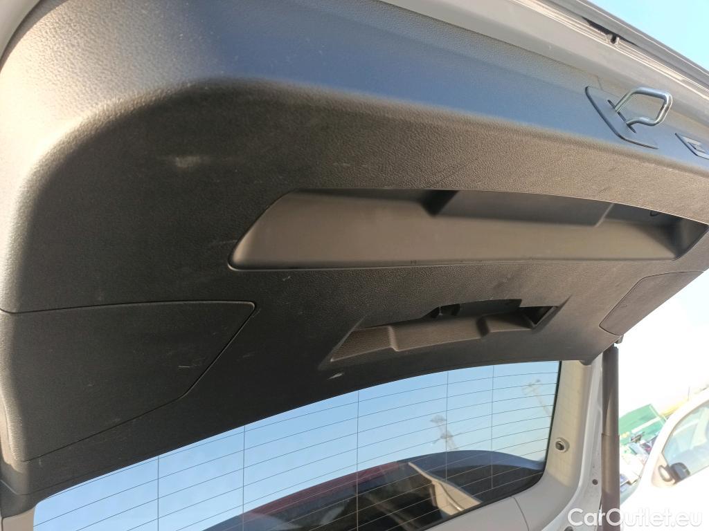  Bmw  X1 BMW  / 2019 / 5P / todoterreno sDrive16d Aut. Business #16