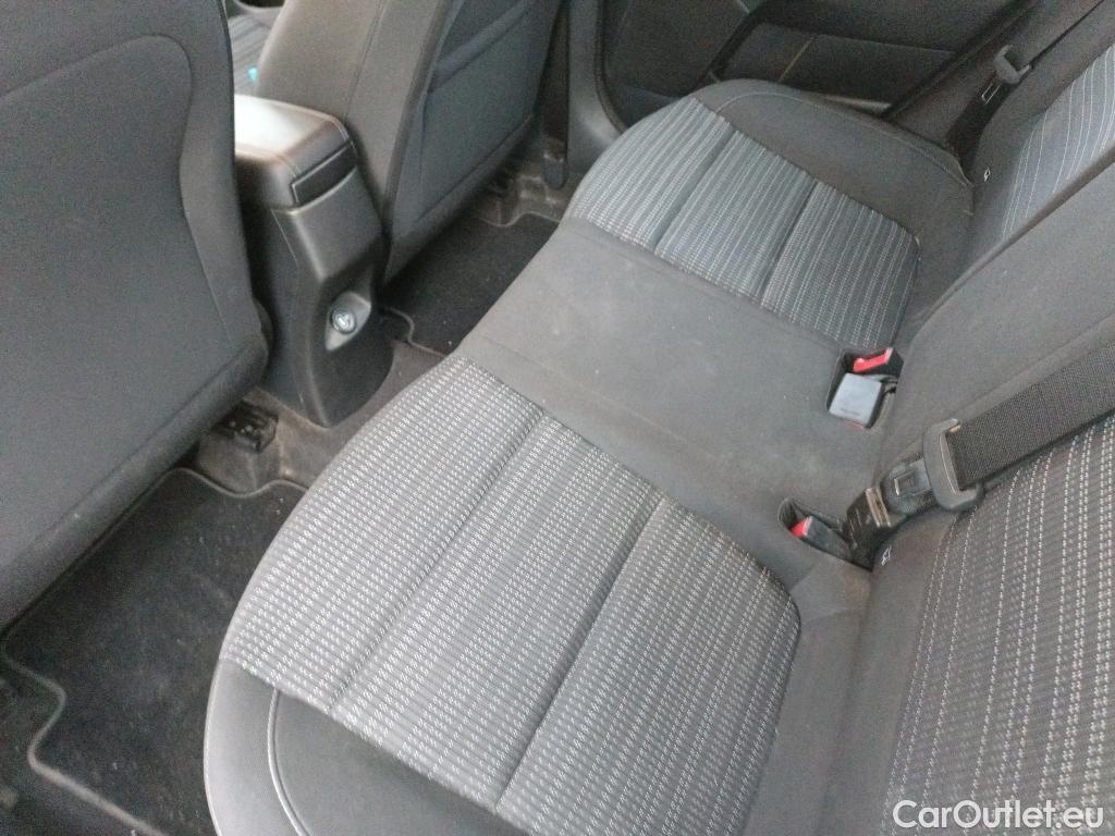  KIA  STONIC KIA  / 2017 / 5P / todoterreno 1.0 T-GDi 74kW (100CV) MHEV iMT Drive (AC2) #22