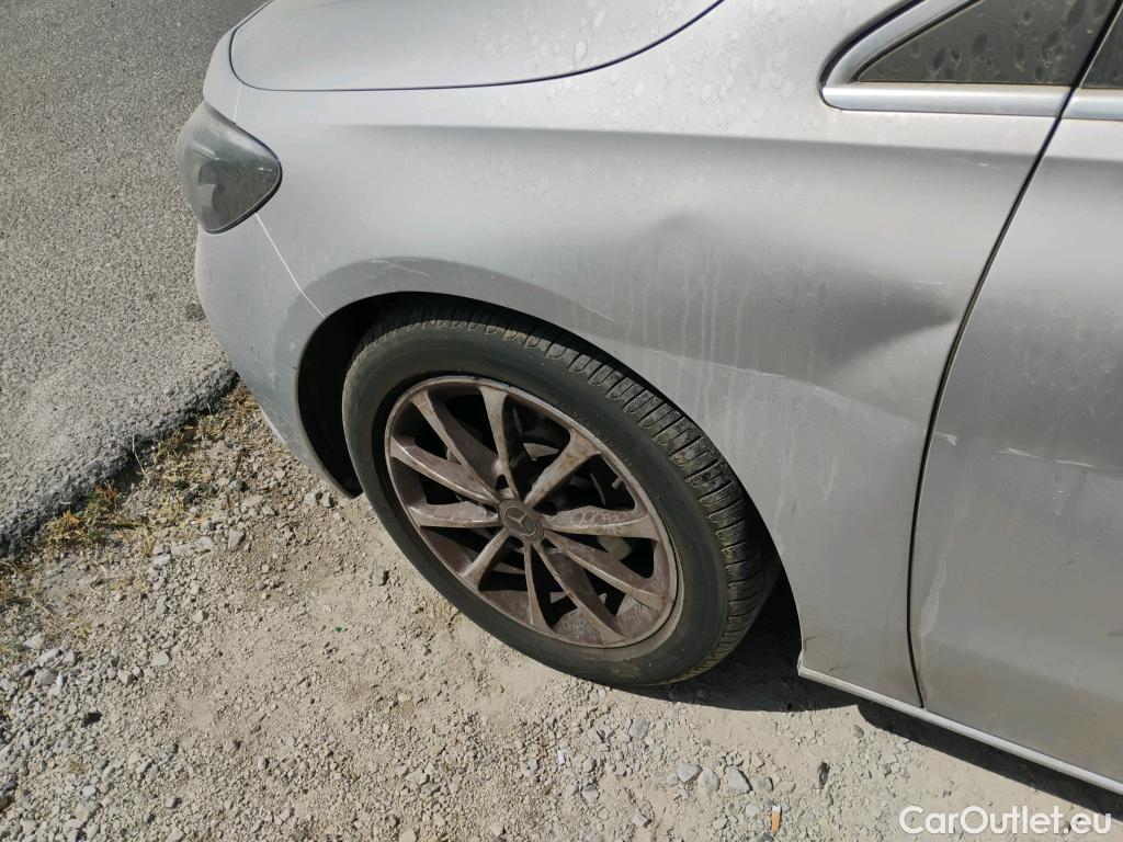  Mercedes  B-Klasse Clase B B 180 d (247.003) 1.5 115CV MT6 E6dT #5
