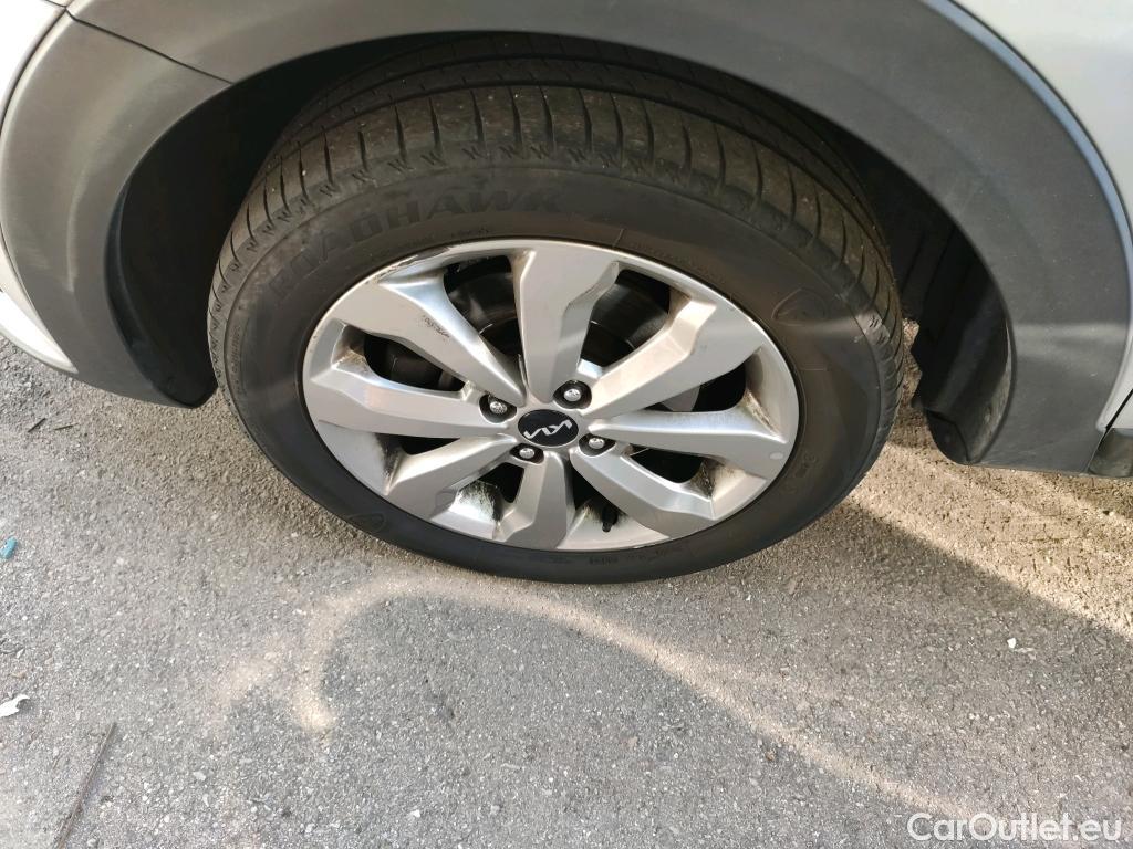 KIA  STONIC KIA  / 2017 / 5P / todoterreno 1.0 T-GDi 74kW MHEV iMT Concept Plus(SL)(SP) #5
