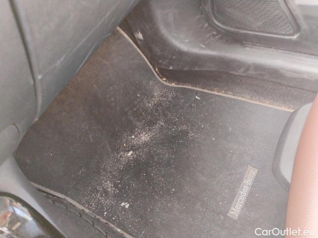  Mercedes  B-Klasse Clase B B 180 d (247.003) 1.5 115CV MT6 E6dT #42