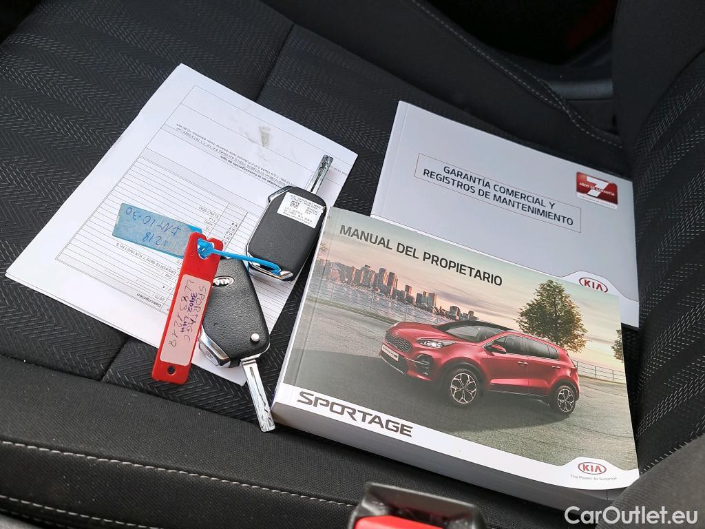  KIA  Sportage KIA  / 2018 / 5P / todoterreno 1.6 MHEV Business 100kW (136CV) 4x2 #9
