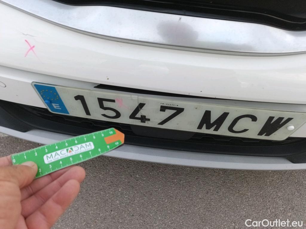 KIA  STONIC KIA  / 2017 / 5P / todoterreno 1.0 T-GDi 74kW (100CV) MHEV iMT Drive (AC2) #25