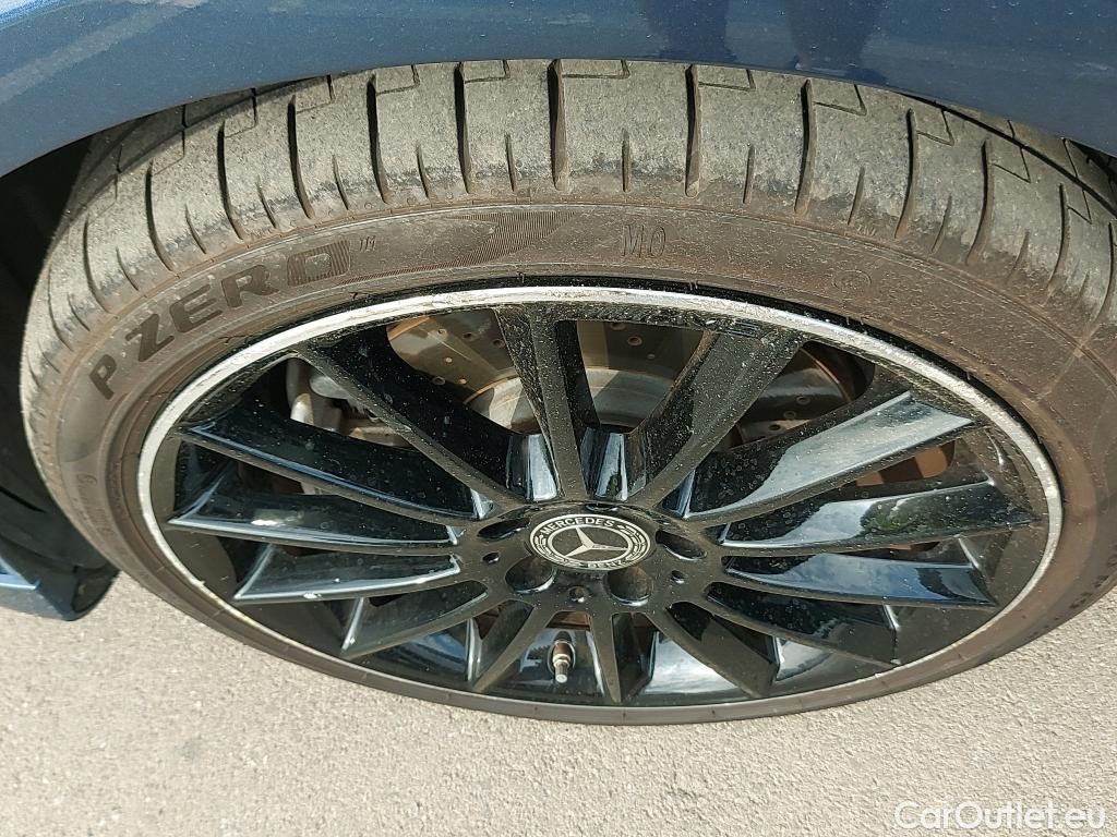  Mercedes  A-Klasse Clase A Sedán A 250 e (177.186)Premium-Pack 1.3 AMG Line 215CV AT8 E6d #1