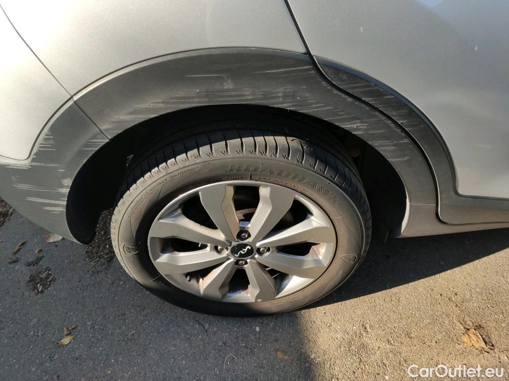  KIA  STONIC KIA  / 2017 / 5P / todoterreno 1.0 T-GDi 74kW MHEV iMT Concept Plus(SL)(SP) #20