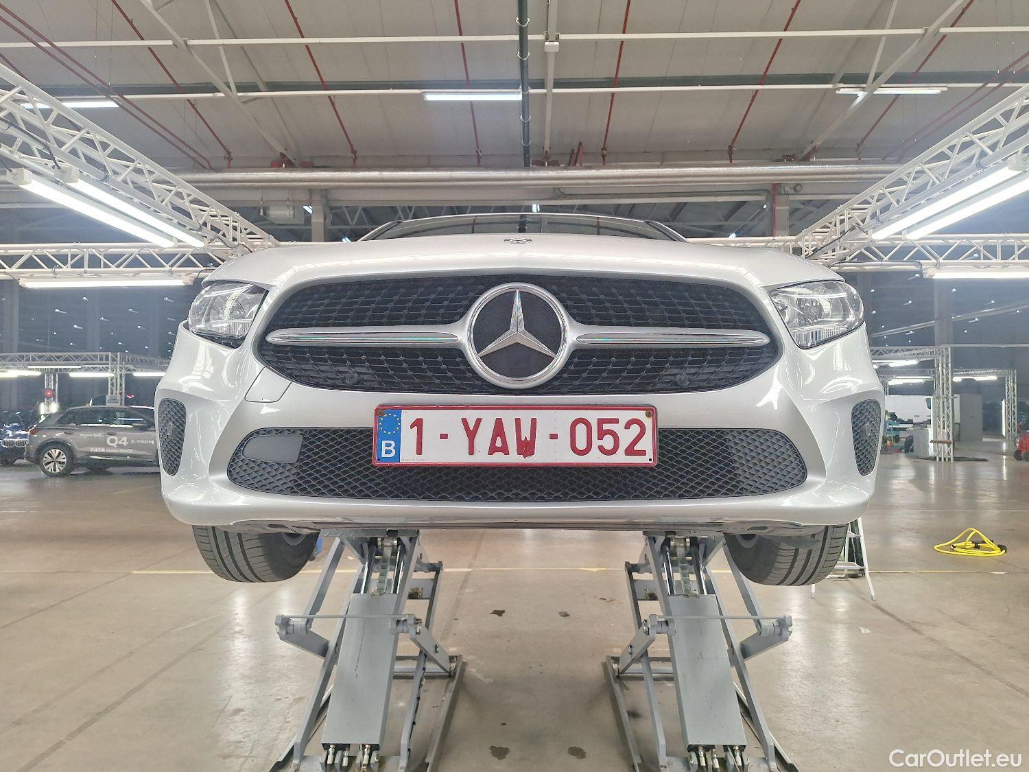 Mercedes  A-Klasse Mercedes, A-Class Berline '18, Mercedes-Benz  Limousine A 180 d DCT Busin #7