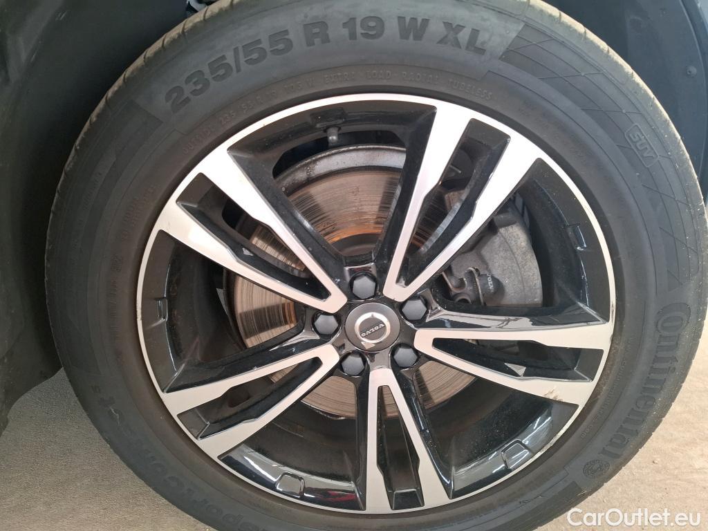  Volvo  XC60  Momentum Plug-In Hybrid AWD 2.0 T8 Twin Engine 390CV BVA8 E6dT #31