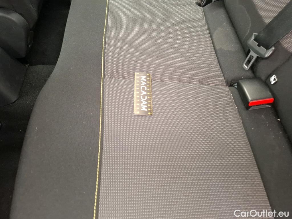  Citroen  C3 CITROEN  / 2016 / 5P / Berline PureTech 82 S&S BVM Feel Business #9