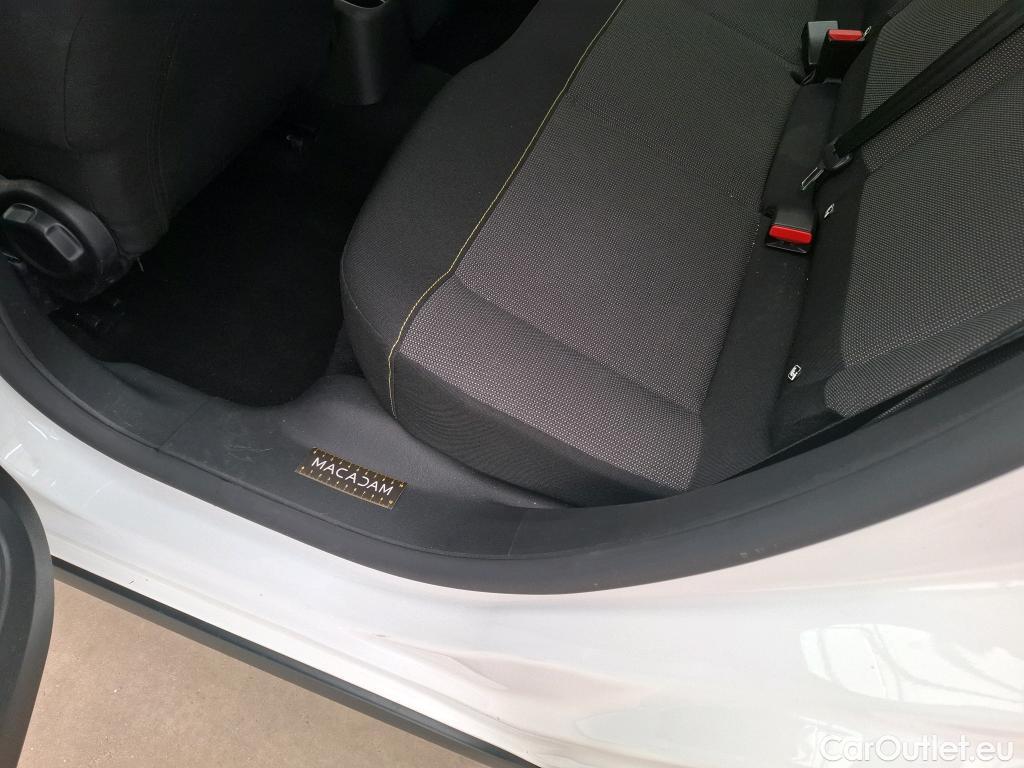  Citroen  C3 CITROEN  / 2016 / 5P / Berline PureTech 82 S&S BVM Feel Business #3