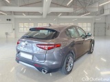  Alfa Romeo   STELVIO ALFA ROMEO / 2017 / 5P / SUV 2.2 TURBO DIESEL 160CV AT8 RWD BUSINESS(AUTOCARRO) #2
