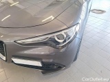  Alfa Romeo   STELVIO ALFA ROMEO / 2017 / 5P / SUV 2.2 TURBO DIESEL 160CV AT8 RWD BUSINESS(AUTOCARRO) #24