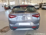  Alfa Romeo   STELVIO ALFA ROMEO / 2017 / 5P / SUV 2.2 TURBO DIESEL 160CV AT8 RWD BUSINESS(AUTOCARRO) #43