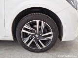  Peugeot  208 PEUGEOT  / 2019 / 5P / BERLINA ALLURE PACK BLUEHDI 100 S/S #68