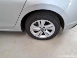  Volkswagen  Golf  VOLKSWAGEN / 2019 / 5P / BERLINA 2.0 TDI SCR 85KW LIFE DSG #67
