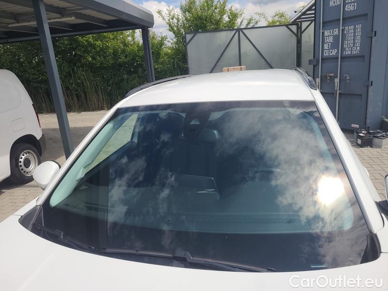  Peugeot  2008  (P1) (2019)  1.5BHDi 100 Allure #1
