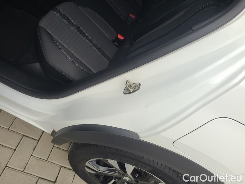  Peugeot  2008  (P1) (2019)  1.5BHDi 100 Allure #11