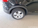  Volvo  XC 40 VOLVO XC40 / 2017 / 5P / SUV T3 AUTOMATICO MOMENTUM PRO #95