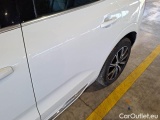  Volvo  XC60 VOLVO  / 2017 / 5P / SUV D4 AWD GEARTR. INSCRIPTION #48