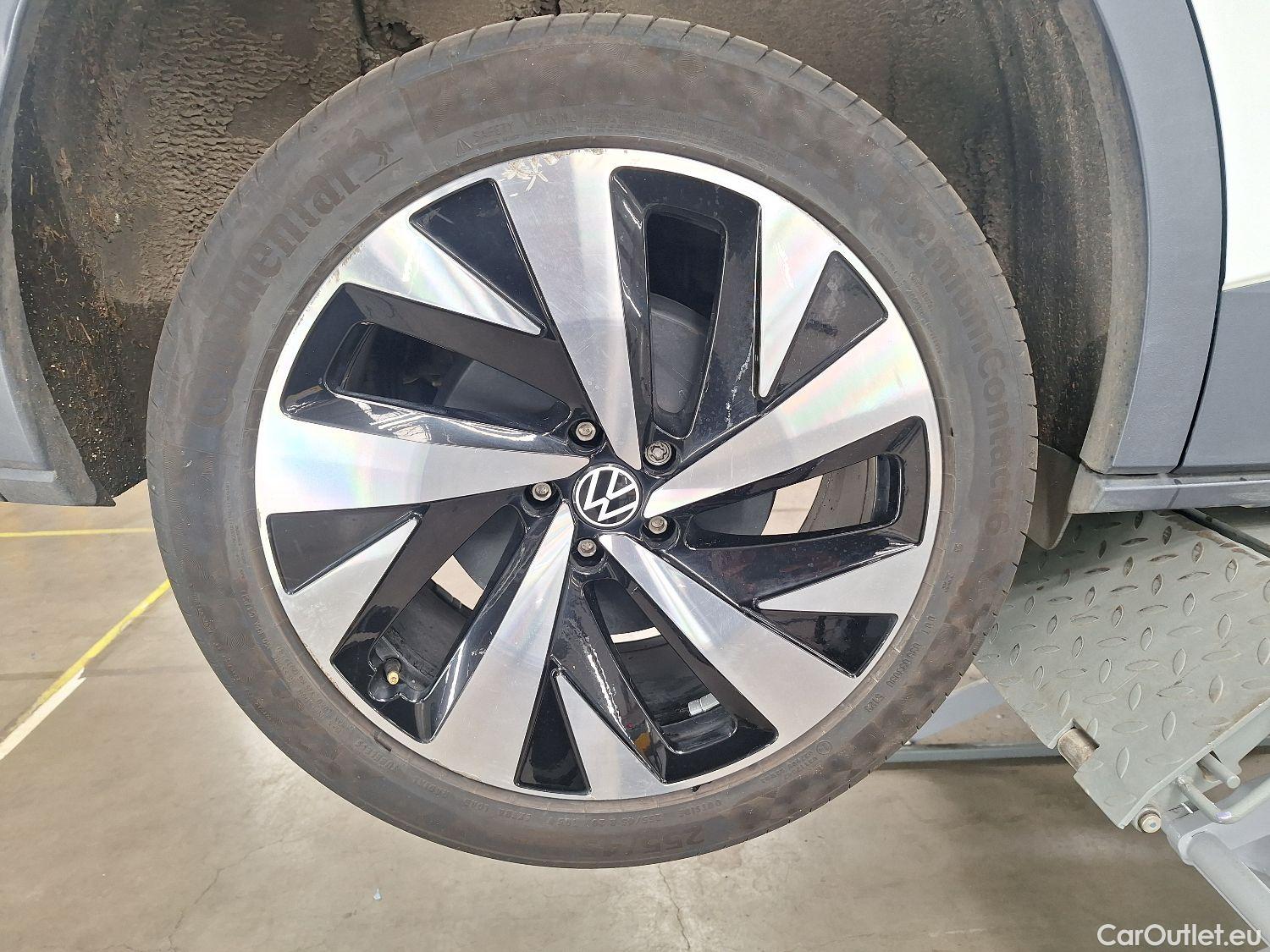  Volkswagen  ID.4 VW,  '20 BEV, Volkswagen   1st 5d #4