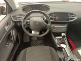  Peugeot  308 Peugeot  SW 1.2 PureTech 110 S&S Active Pack 5d #9