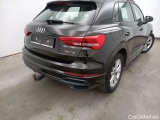  Audi  Q3 Audi  35 TDI S tronic S line 5d #46