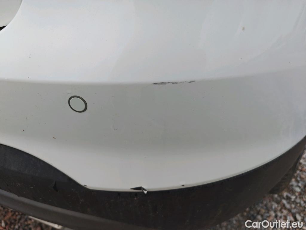  Hyundai  Tucson HYUNDAI  / 2018 / 5P / todoterreno 1.6 CRDI 85kW (116CV) 48V SLE 4X2(SP)(SL) #23