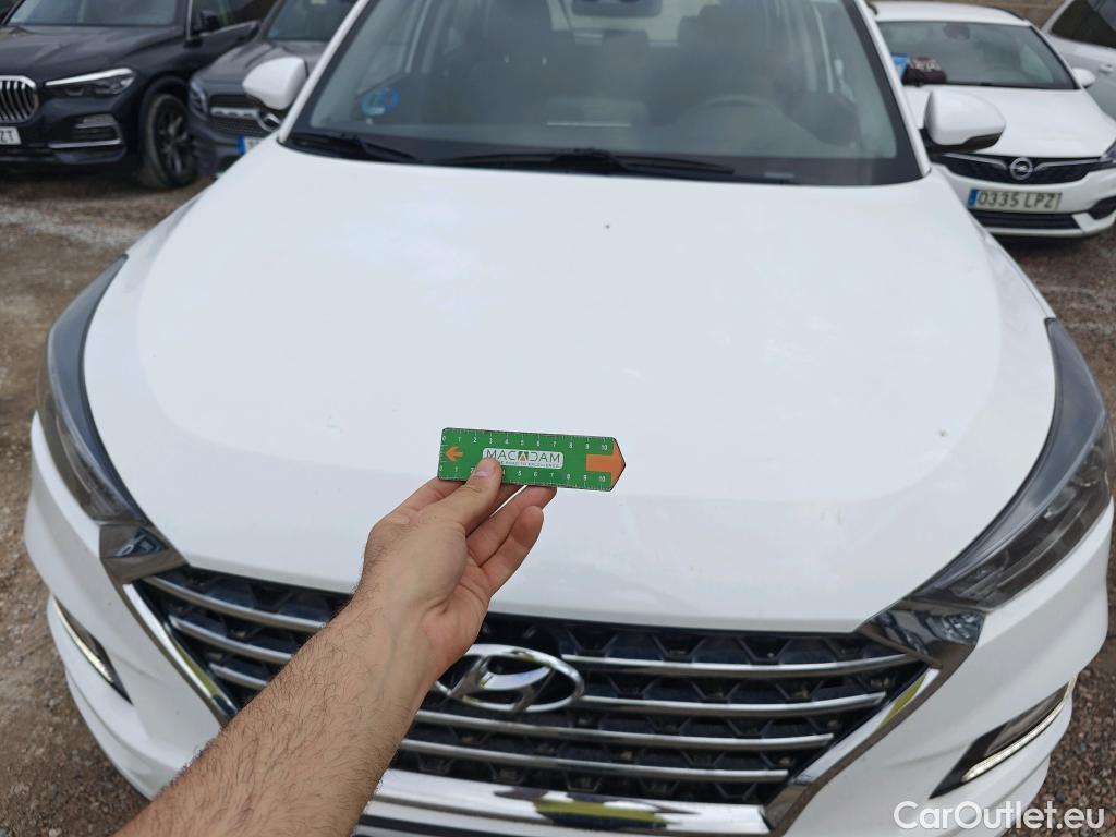  Hyundai  Tucson HYUNDAI  / 2018 / 5P / todoterreno 1.6 CRDI 85kW (116CV) 48V SLE 4X2(SP)(SL) #30