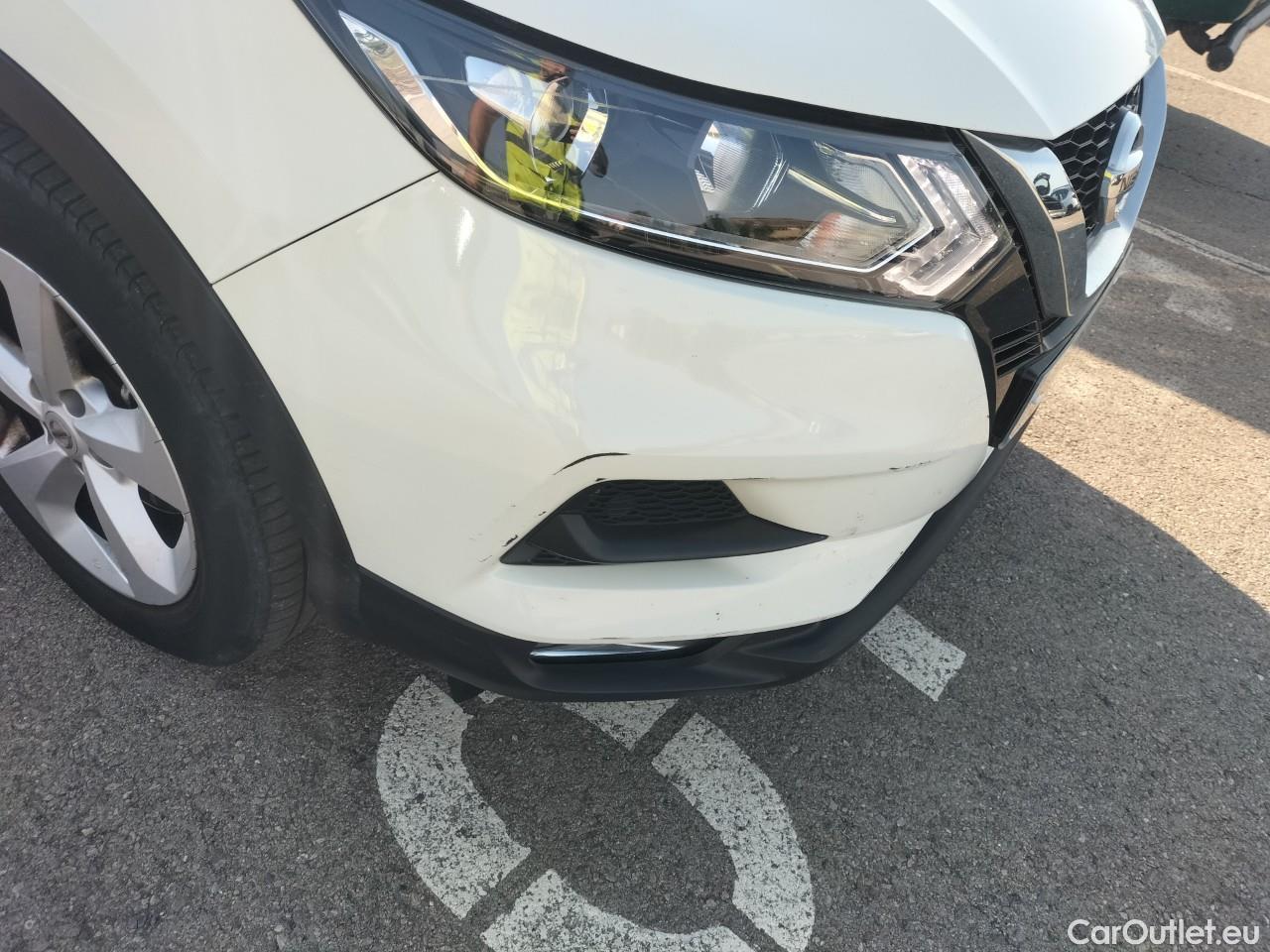  Nissan  Qashqai NISSAN  / 2017 / 5P / todoterreno DIG-T 103 kW (140 CV) E6D ACENTA (AC) #3