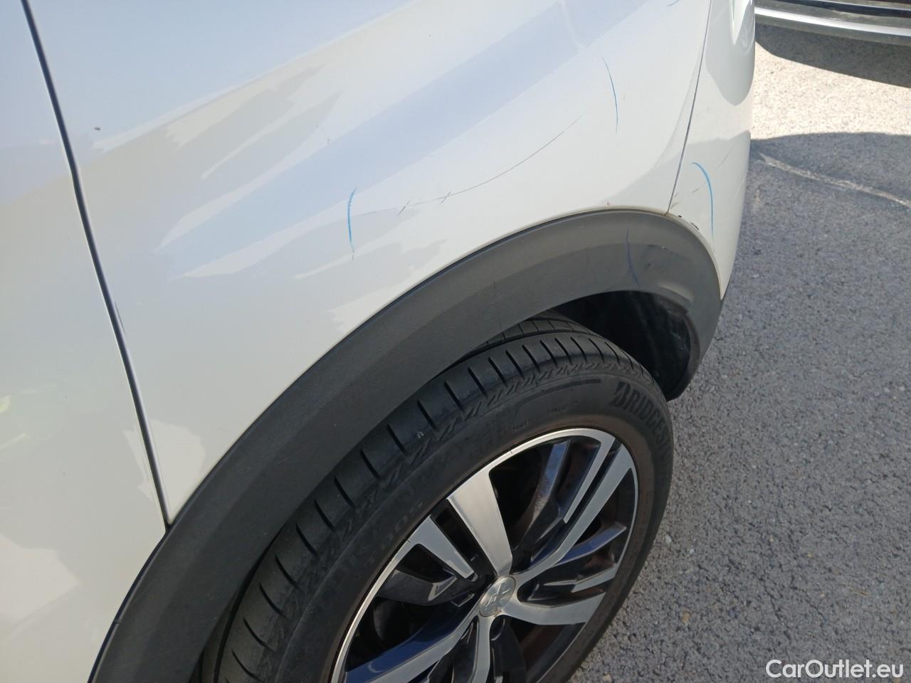  Peugeot  3008  Allure 1.2 PureTech 130CV AT8 E6dT #27