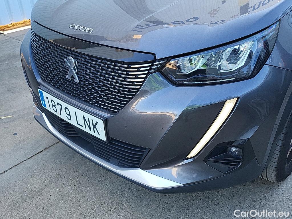  Peugeot  2008  Allure Pack 1.5 HDi 110CV MT6 E6d #24