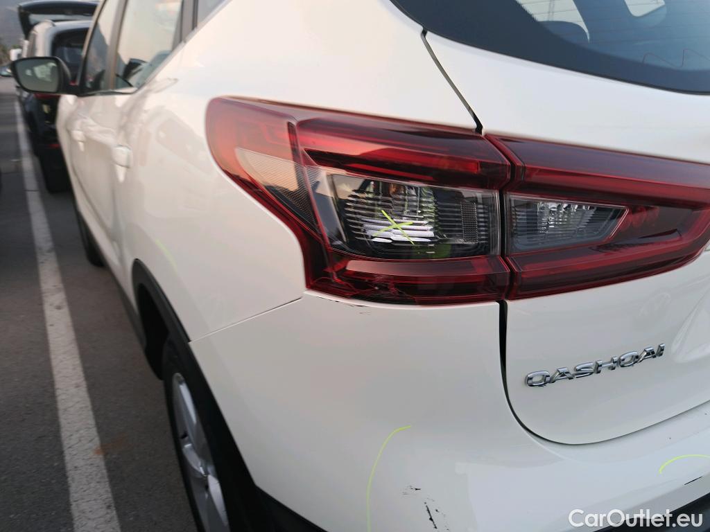  Nissan  Qashqai NISSAN  / 2017 / 5P / todoterreno DIG-T 103 kW (140 CV) E6D ACENTA (AC) #1